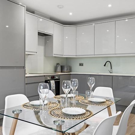 Апартаменти Star London Vivian Avenue 2-Bed Retreat With Garden The Hyde Екстер'єр фото
