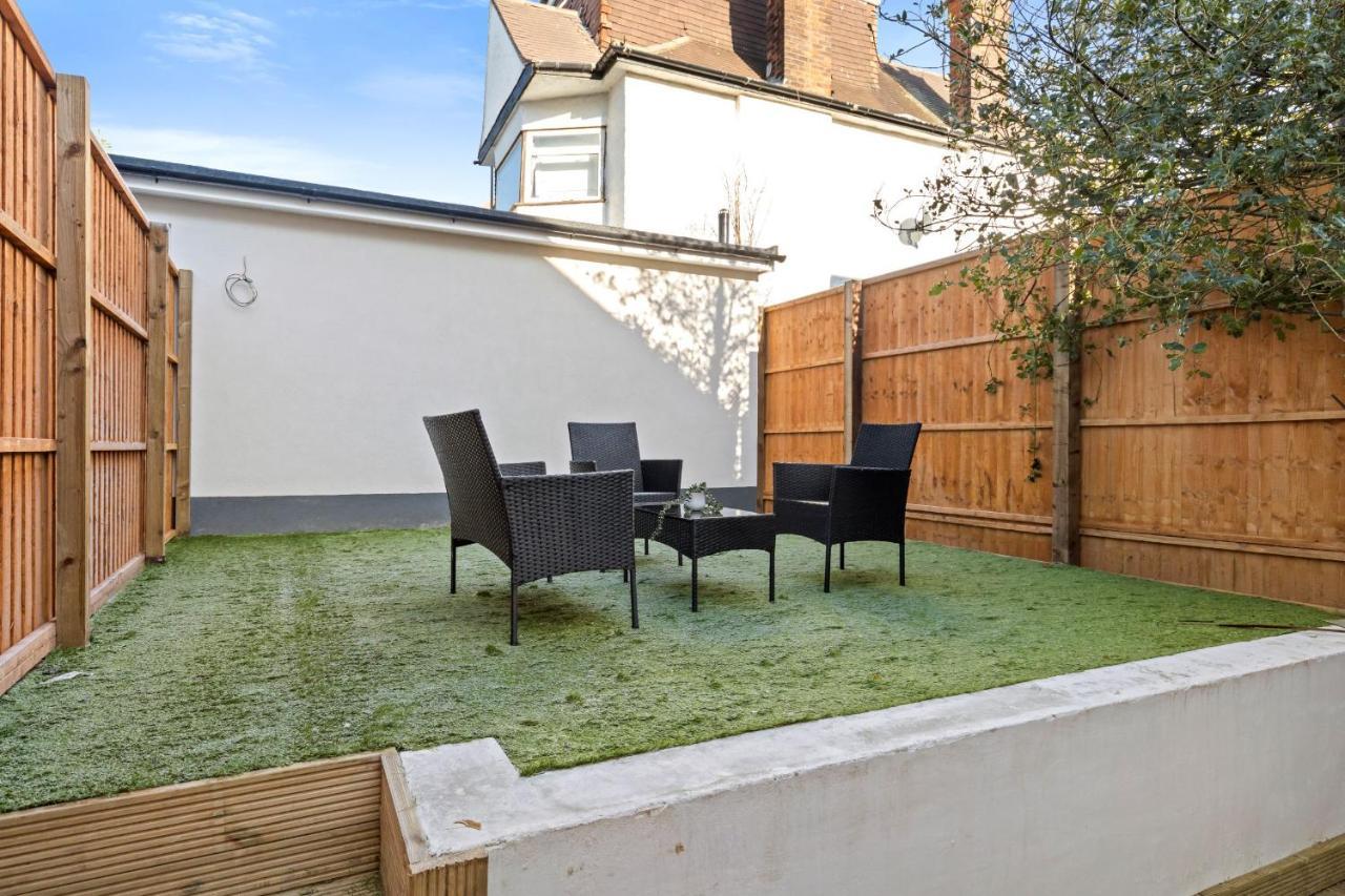 Апартаменти Star London Vivian Avenue 2-Bed Retreat With Garden The Hyde Екстер'єр фото