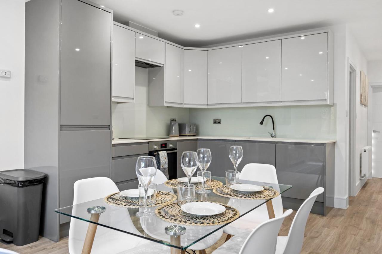 Апартаменти Star London Vivian Avenue 2-Bed Retreat With Garden The Hyde Екстер'єр фото